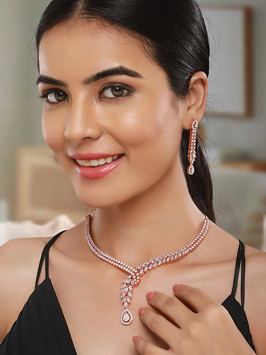 Rose Gold Plated Zircon Studded Luxe Pendant Necklace jewellery Set